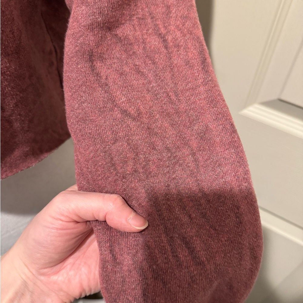 AE Don’t Ask Why cropped sweatshirt - Picture 3 of 12